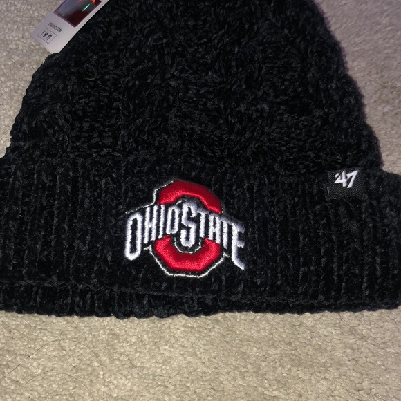 Ohio State University Buckeyes Pom Pom 
